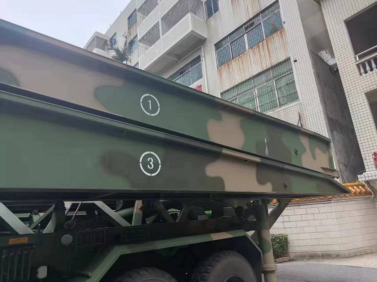 青岛迷彩漆是一种通过多色斑块